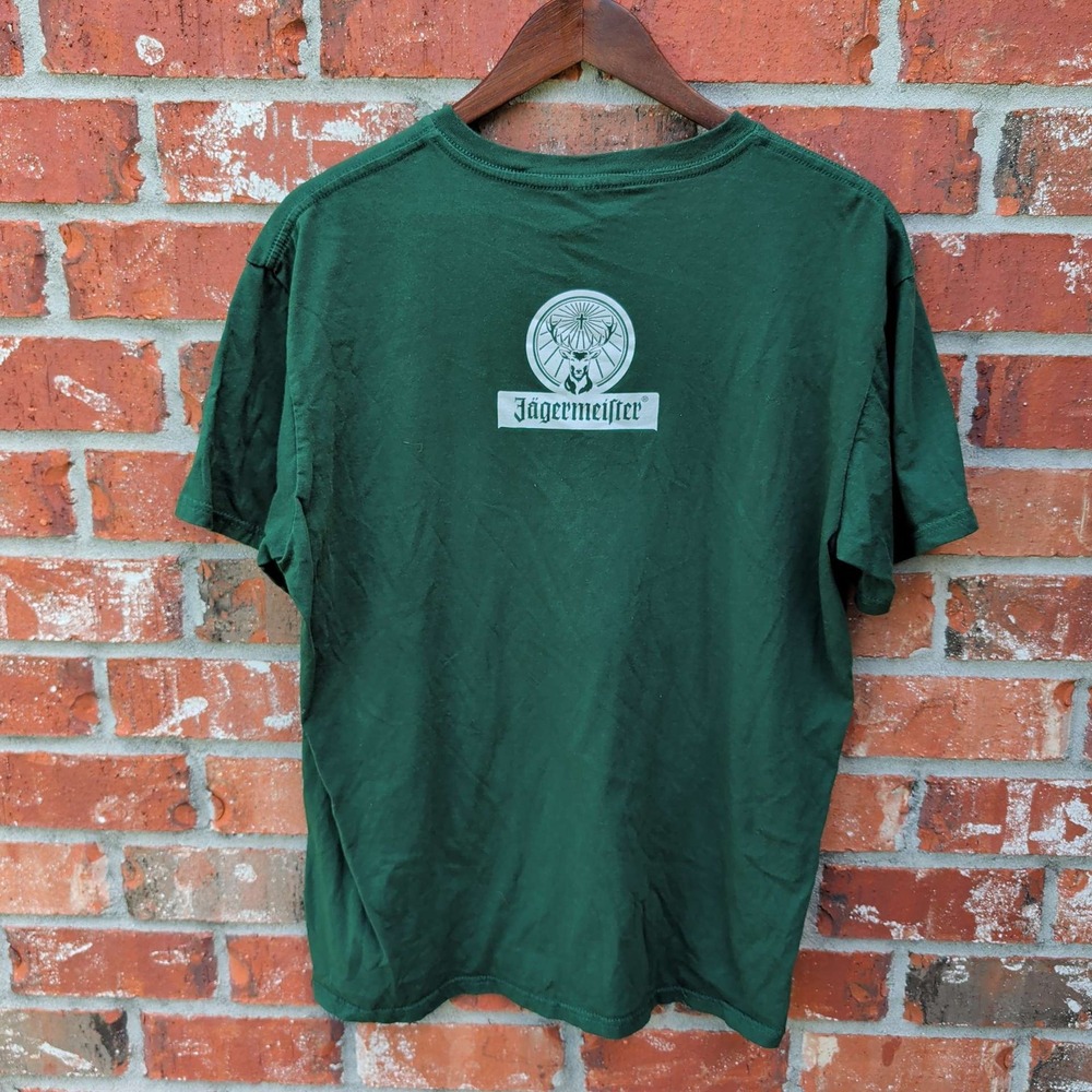 Jagermeister T-Shirt Mens Large Green Graphic Pocket Logo Short Sleeve Tee - Picture 2 of 4